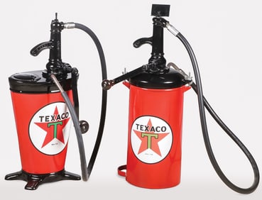 PAIR OF TEXACO BENNETT OIL PUMP "LUBESTERS"