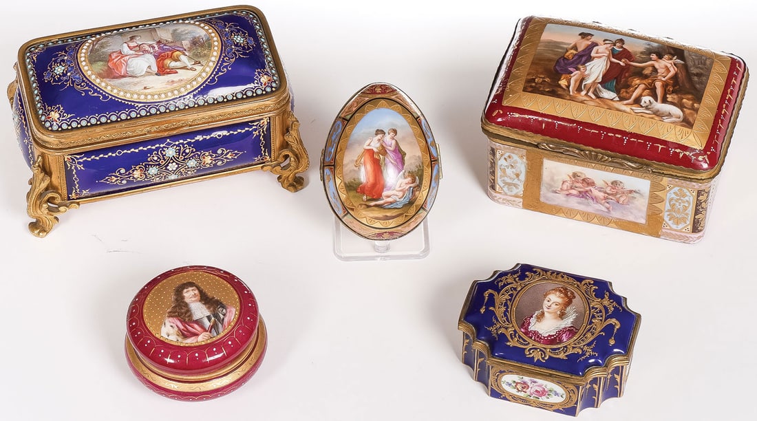 4 PORCELAIN & ENAMEL BOXES & EGG, C. 1880-1900 (1 of 4)