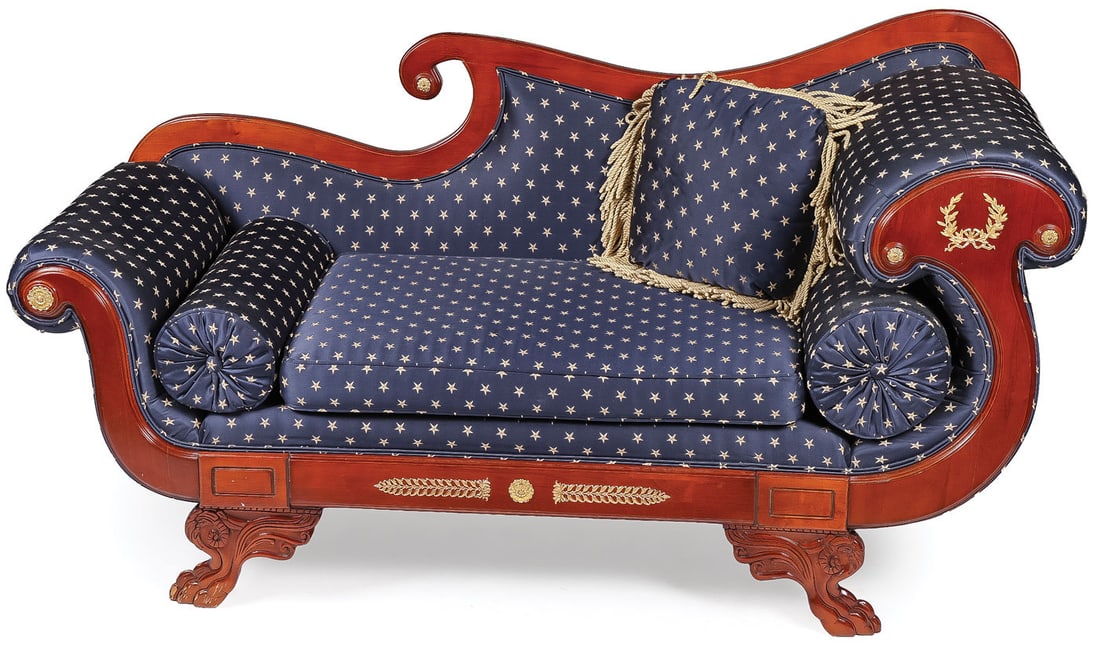 ATTRACTIVE EMPIRE MAHOGANY RECAMIER (1 of 2)
