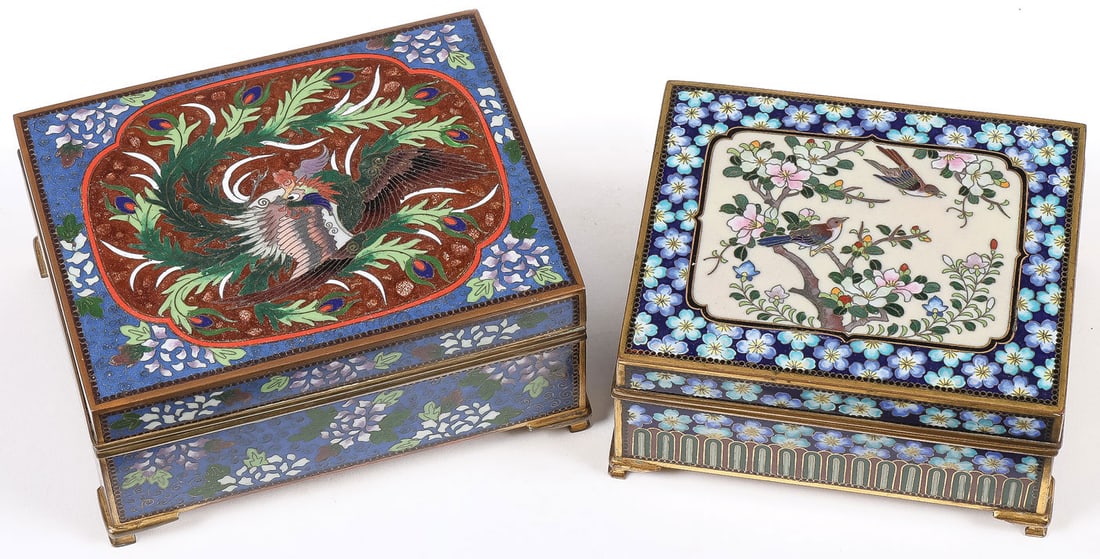 PR JAPANESE INABA CLOISONNE ENAMELS BOXES: PR JAPANESE INABA CLOISONNE ENAMELS BOXES. Comprising a fine pair of Japanese cloisonne enamel boxes, Meiji, both with Inaba mark. The hinged lid of one box with songbirds in a blossoming tree, banded