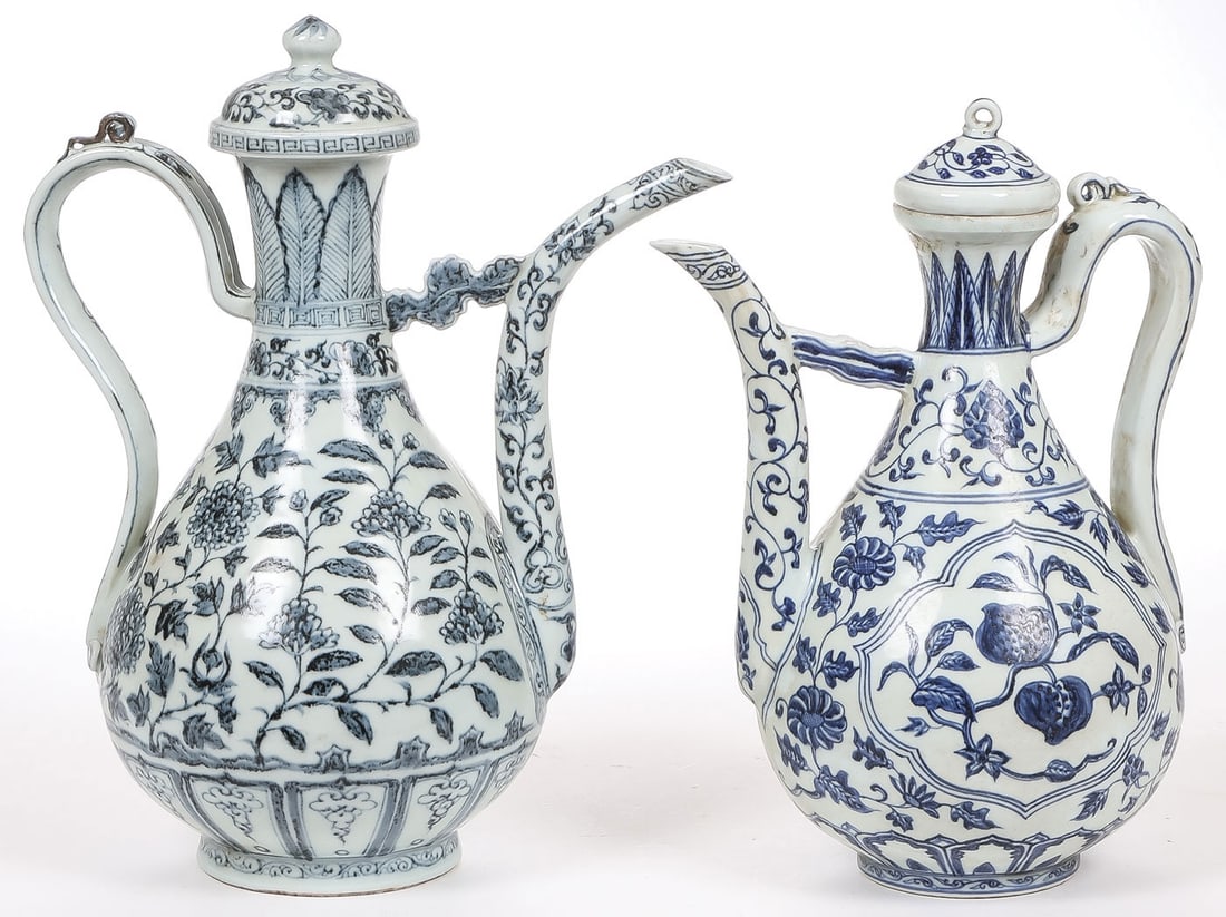 PR CHINESE BLUE AND WHITE EWERS (1 of 3)