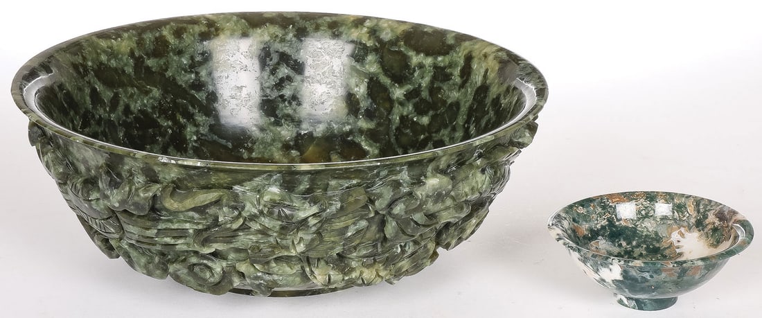 CHINESE JADE AND HARDSTONE CARVED BOWLS (1 of 3)