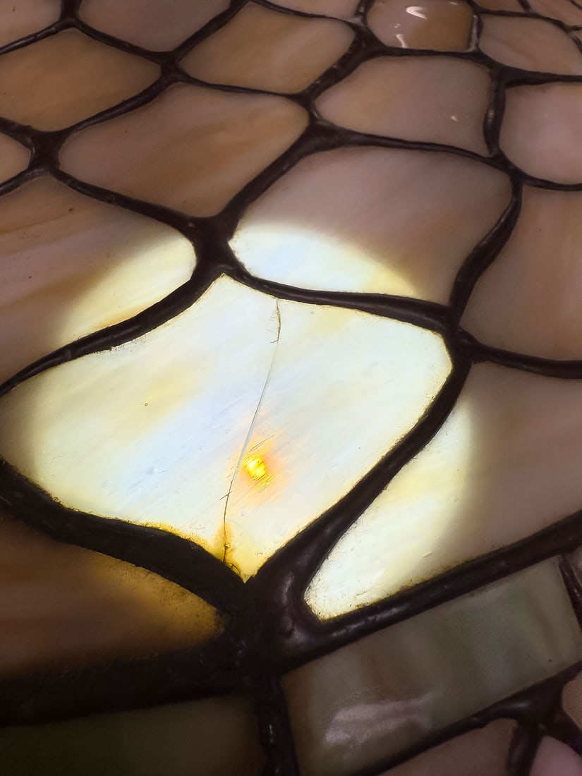 VINTAGE LEADED GLASS TABLE LAMP, HANDEL BASE - 5