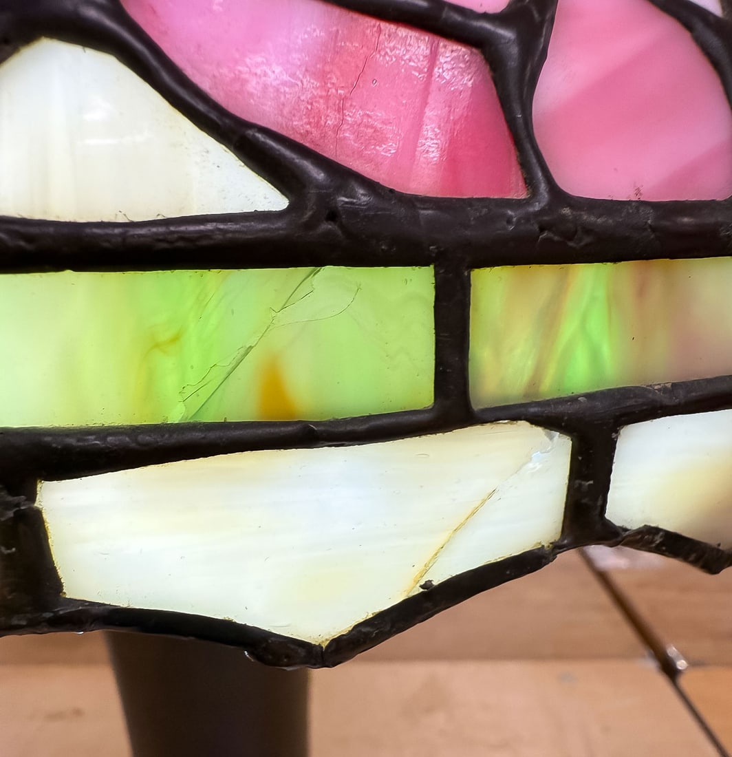 VINTAGE LEADED GLASS TABLE LAMP, HANDEL BASE - 6