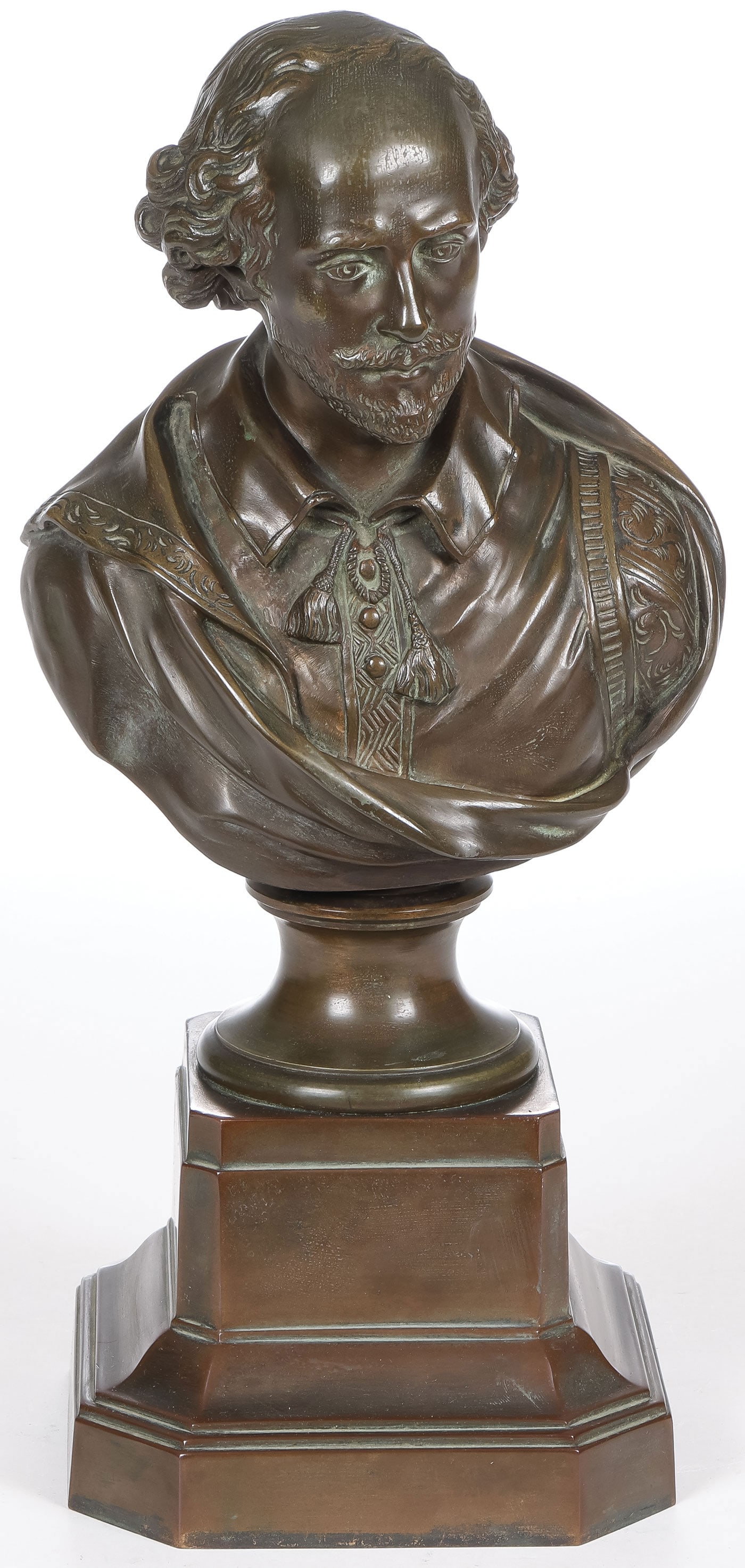 GOOD BRONZE BUST OF SHAKESPEARE, 19TH C: GOOD BRONZE BUST OF SHAKESPEARE, 19TH C. Comprising a finely modeled and patinated bronze bust of William Shakespeare, French, 19th century, on a socle base raised on an integral stepped plinth.