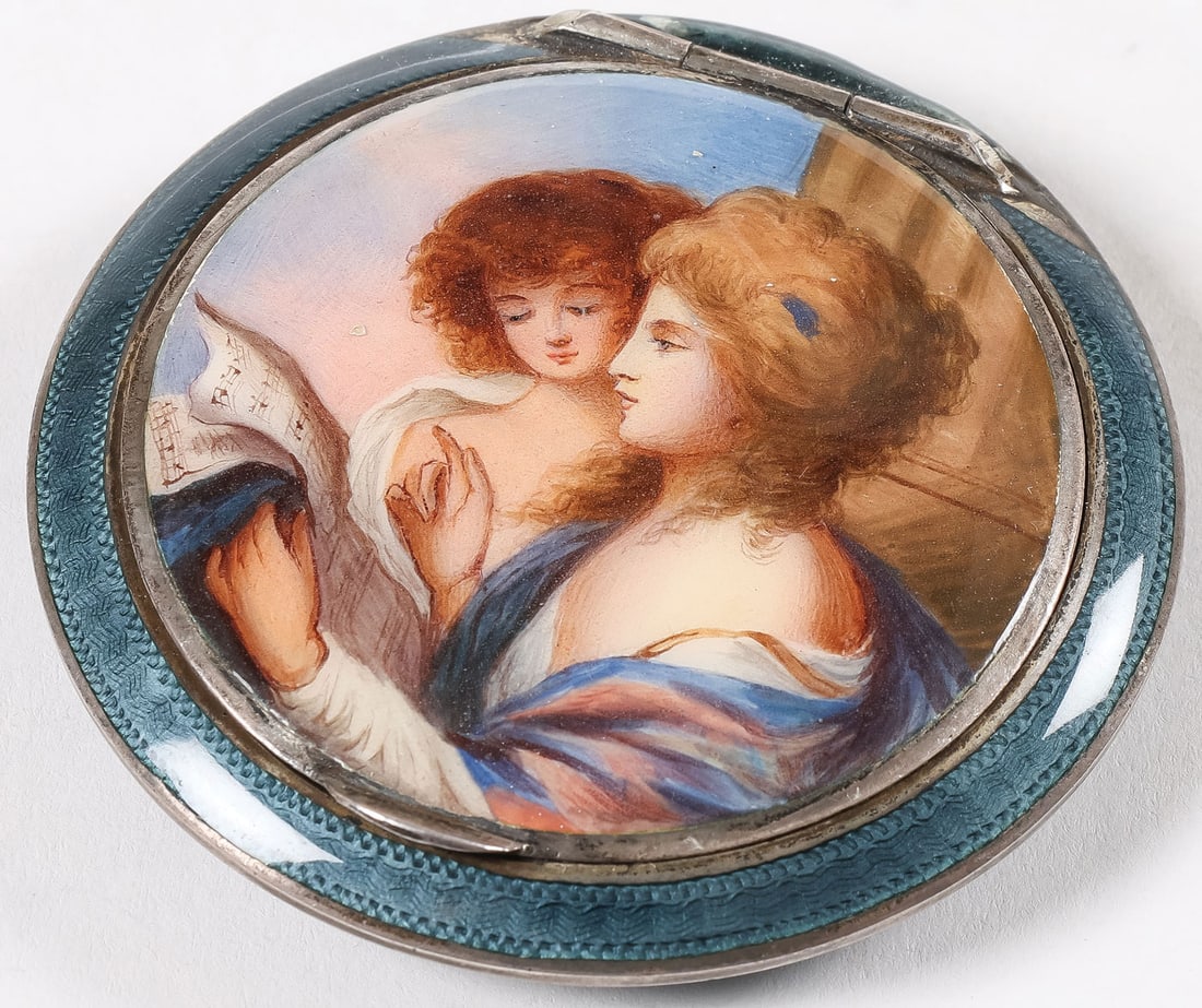 FINE AUSTRAIN SILVER & ENAMEL COMPACT: FINE AUSTRAIN SILVER & ENAMEL COMPACT. Comprising a slightly domed, round compact, the hinged lid with finely painted image of "The Chanters" after the painting by Matthew William Peters (British 1741