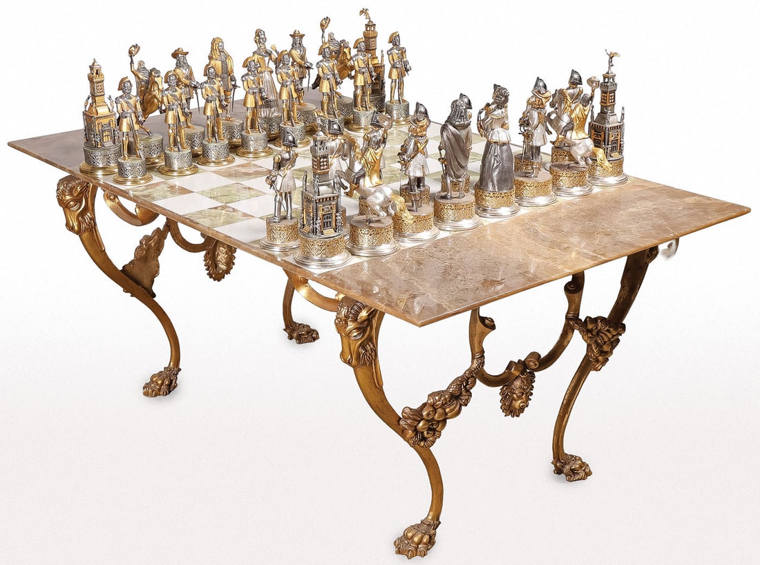 LUXURY SILVERED & GILDED ITALIAN CHESS SET (1 of 3)
