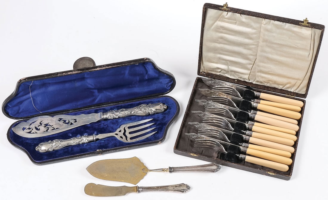 CASED FISH SETS & MORE (1 of 4)