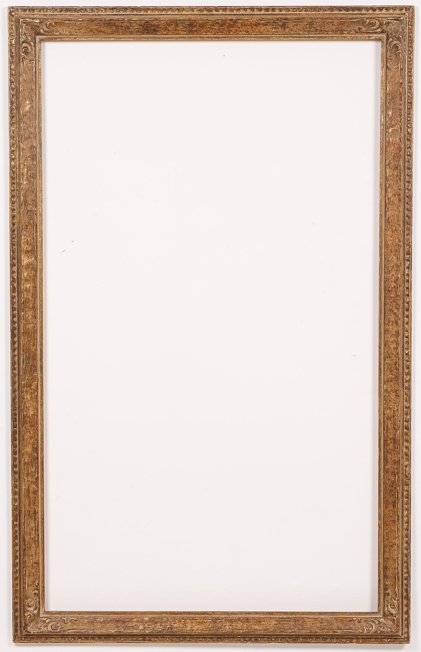 CARVED GILT WOOD NEWCOMB MACKLIN FRAME (1 of 2)