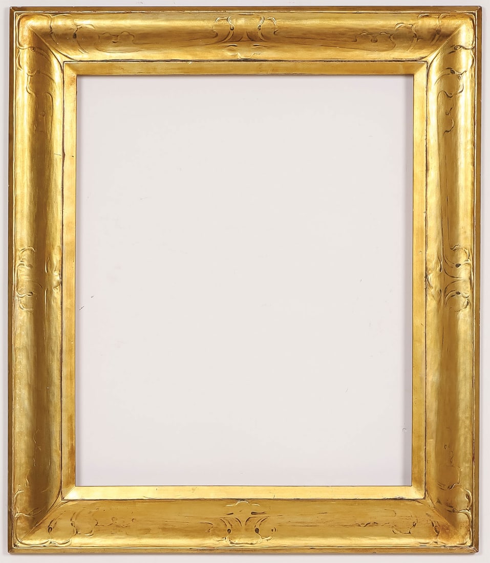 GOOD CARVED GILT NEWCOMB MACKLIN FRAME (1 of 2)