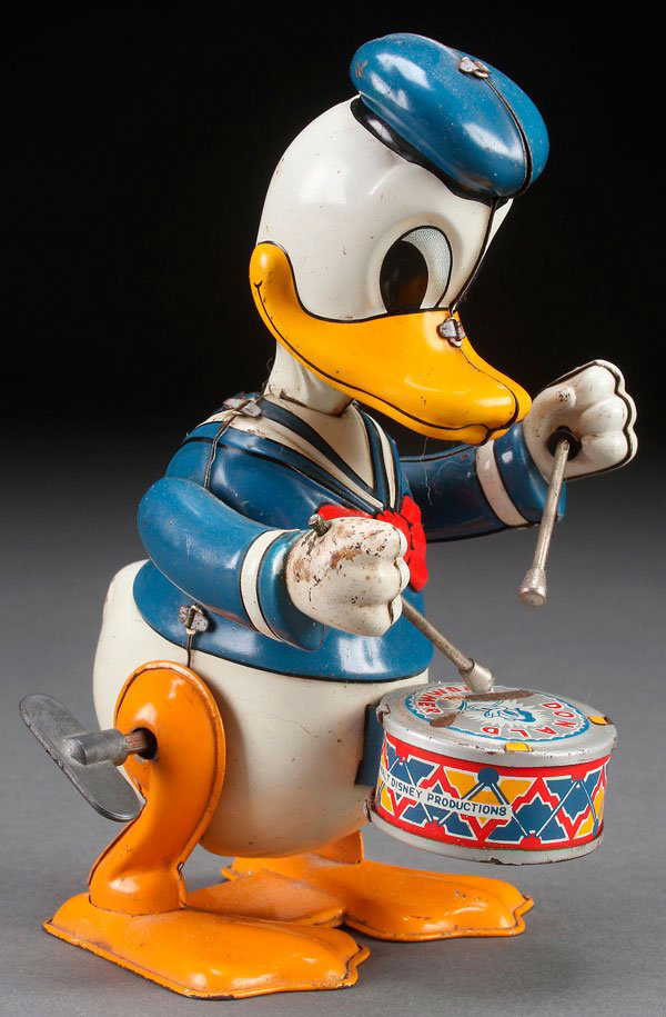 A LINE MAR TOYS DONALD DUCK TIN WIND UP DRUMMER