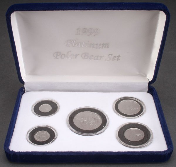 A 1999 CANADIAN PLATINUM POLAR BEAR PROOF COIN SE: A 1999 CANADIAN PLATINUM POLAR BEAR PROOF COIN SET. Comprising $50, $20, $10, $5, and $1 coins. 2.05 Troy oz. total platinum. Contained in the original fitted case and placard stating the set is limit