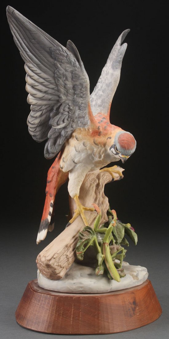 A LARGE CYBIS FIGURE OF A BIRD AND PREYING MANTIS: A LARGE CYBIS FIGURE OF A BIRD AND PREYING MANTIS, 20TH CENTURY Inscribed Cybis #60. Height 17.75 inches.