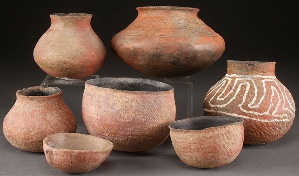 A GROUP OF 7 PRE HISTORIC POTTERY VESSELS, SALADO: A GROUP OF 7 PRE HISTORIC POTTERY VESSELS, SALADO 1200-1400 The largest diameter 8.25 inches