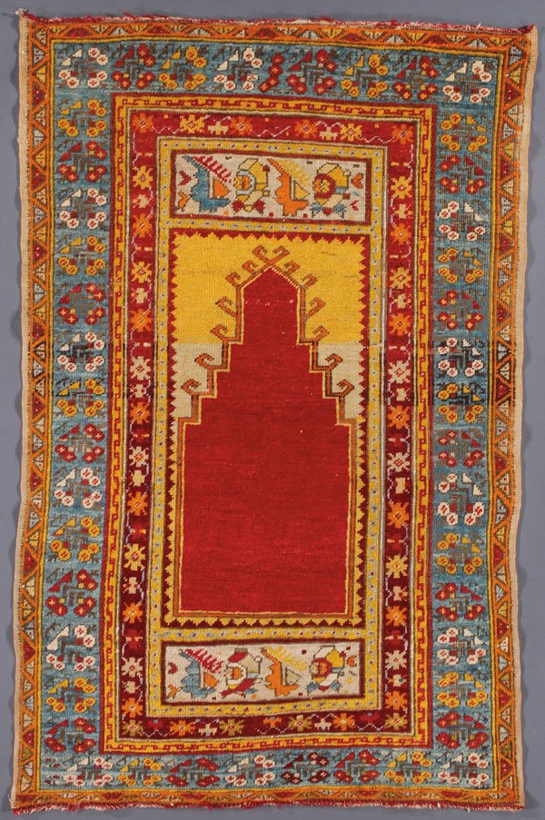 A TURKISH PRAYER RUG, MUDJAR DESIGN: A TURKISH PRAYER RUG, MUDJAR DESIGN, SECOND QUARTER 20TH CENTURY. 3 feet x 4 feet 7 inches (91.4 x 139.7 cm). Provenance: From the lifetime estate collection of Jose Antonio Danobeitia (1942-2011). Bo