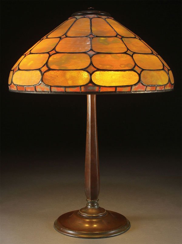 A TIFFANY STUDIOS “COLONIAL” TABLE LAMP (1 of 4)