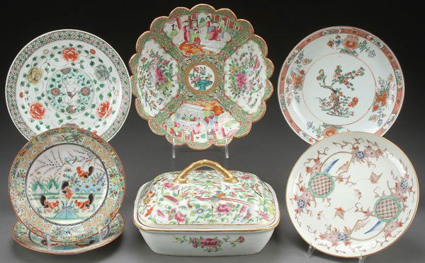 A SEVEN PIECE GROUP OF CHINESE ROSE MEDALLION (1 of 1)
