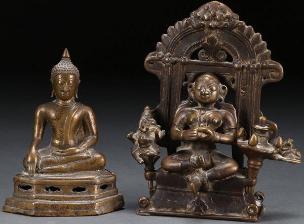 A PAIR OF SINO-TIBETAN BRONZE BUDDHAS, 18TH/19TH (1 of 1)