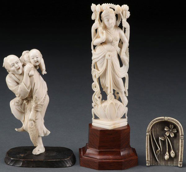A JAPANESE CARVED IVORY OKIMONO AND NETSUKE (1 of 4)