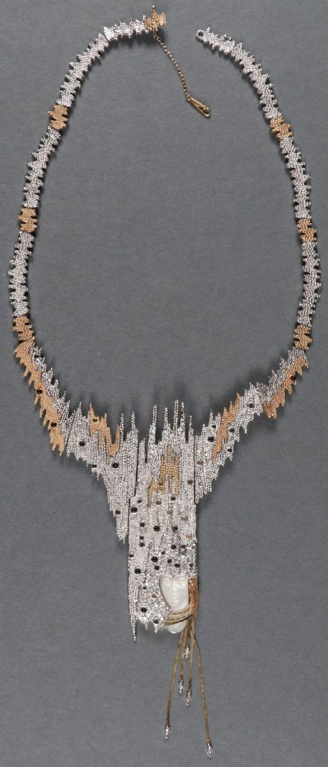 AN ERTE SOPHISTICATION BROOCH/NECKLACE (1 of 2)