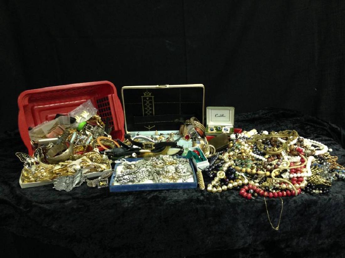 Large Lot Of Assorted Estate Jewelry (1 of 4)