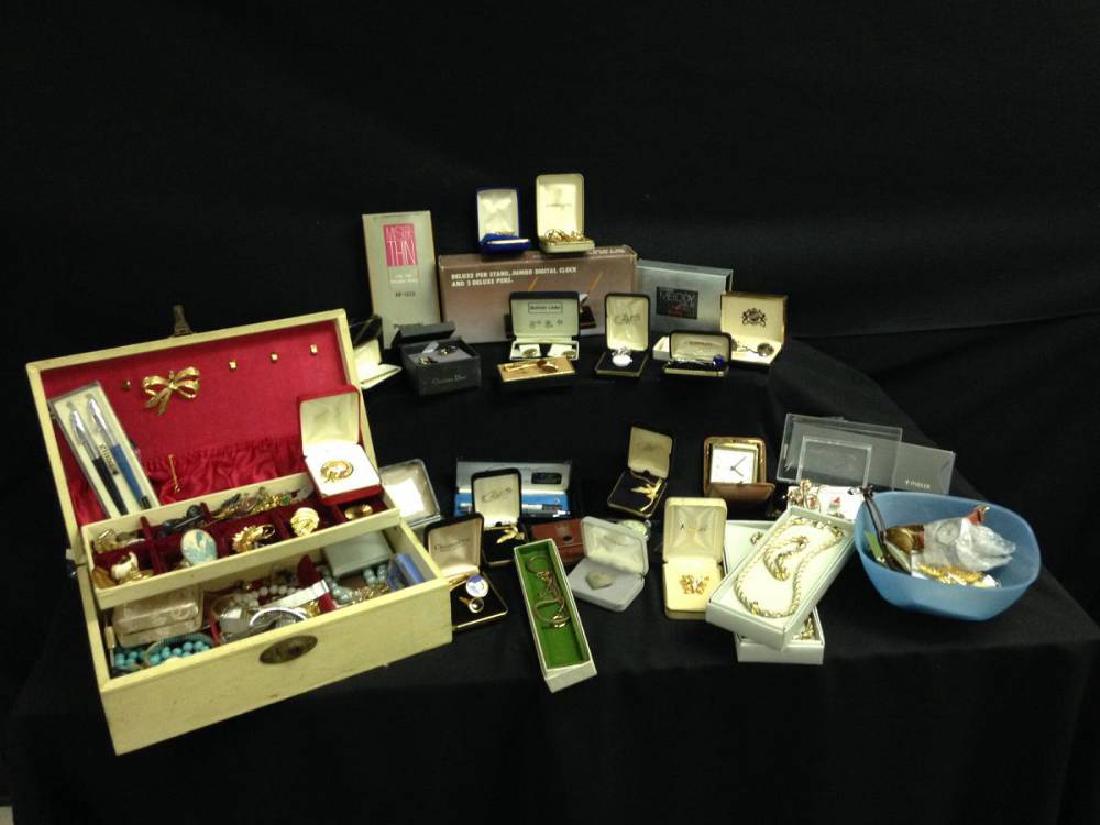 Large Estate Lot Of Watches Jewelry Pens Cufflinks Pins (1 of 4)