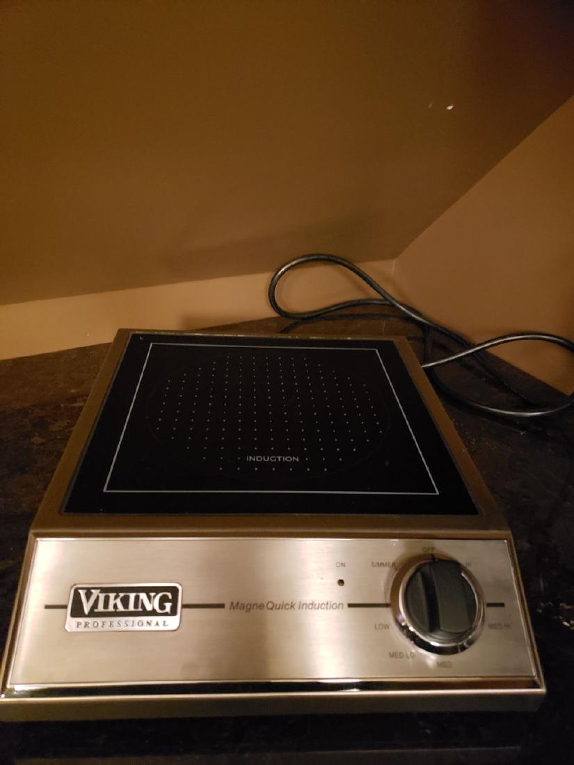 Viking Professional PICK UP IN NEW HAVEN, CT: Viking Professional PICK UP IN NEW HAVEN, CT est value $50-300