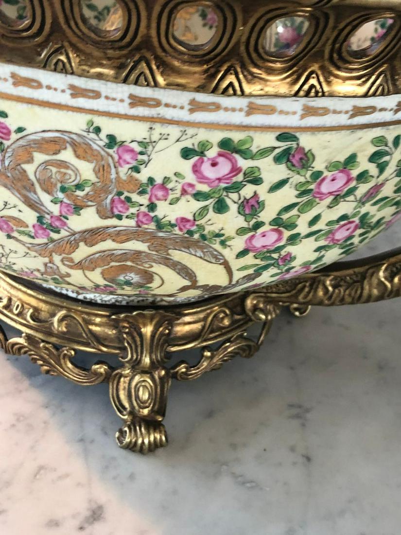 Lot of 3 decorative ceramics with brass mounts (1 of 4)