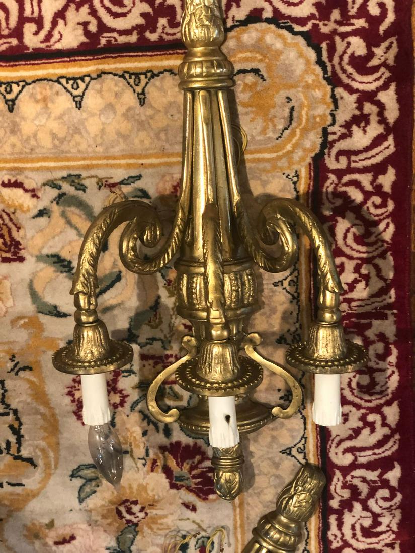 Pair of Brass Wall Sconces 21L x 11W PICK UP IN: Pair of Brass Wall Sconces 21L x 11W PICK UP IN MANHASSET $100-300