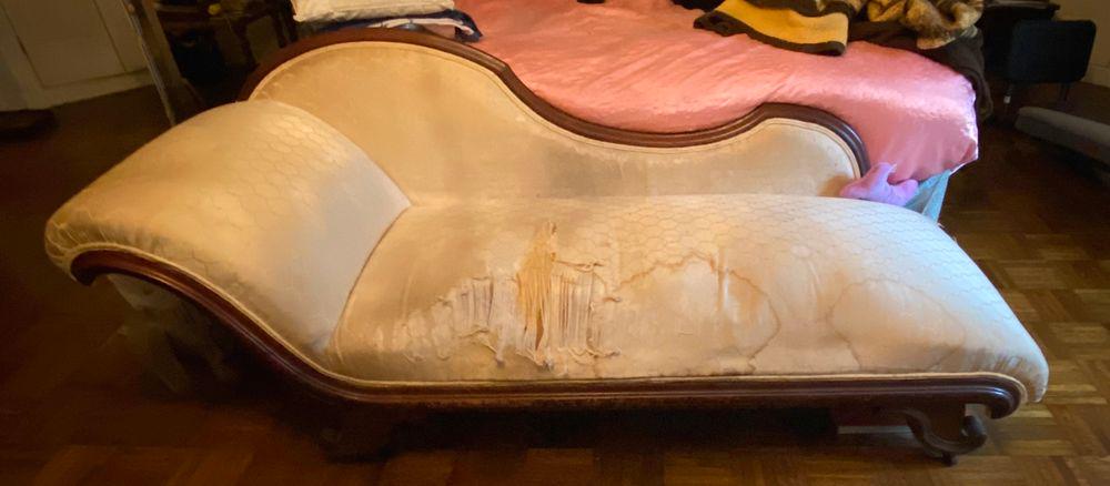 Late victorian settee chaise lounge upholstery worn 75 (1 of 4)