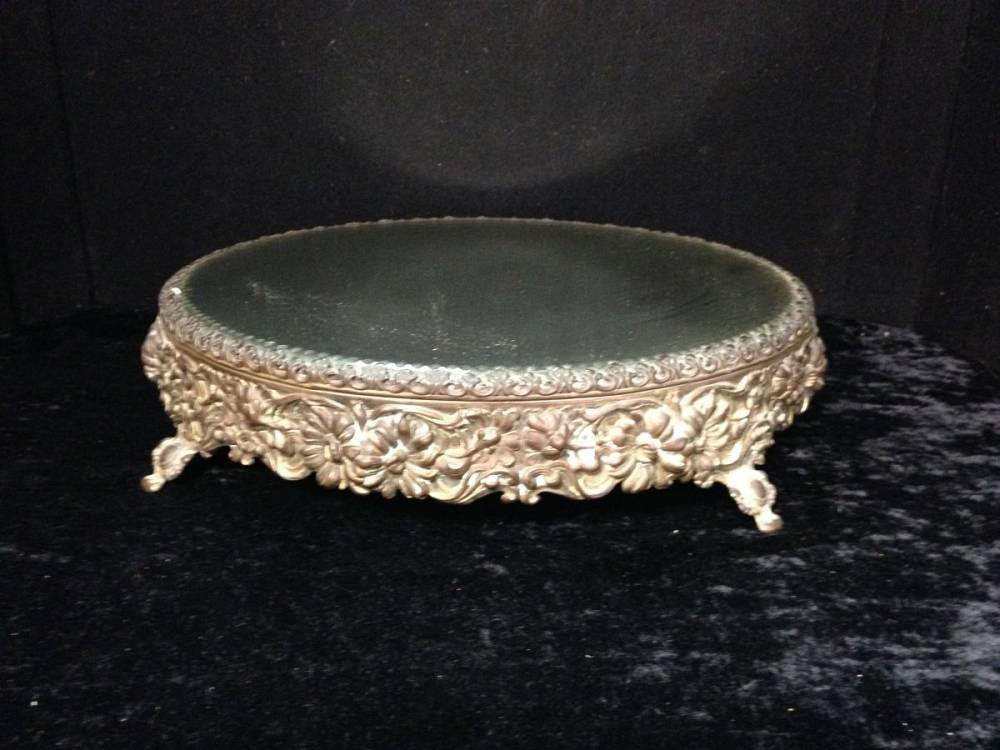 Lot Of 2 Silver Plate Antique Dresser Mirrors Approx 12: Lot Of 2 Silver Plate Antique Dresser Mirrors Approx 12 Inches In Diameter