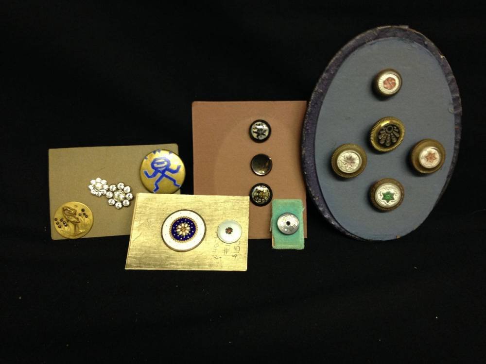 Lot Of Enamel And Glass Buttons: Lot Of Enamel And Glass Buttons Est Value $100-125