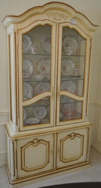DREXEL TOURAINE: FRENCH PROVENCAL CHINA DISPLAY CABINET: DREXEL TOURAINE FRENCH PROVINCIAL DISPLAY CABINET BUFFET. GLASS SHELVES. HAS LINED DRAWERS FOR FLATWARE AND SILVER. CHINA SEEN IN CABINET IS NOT INCLUDED WITH THIS LOT. SEE OTHER LOT FOR CHINA. MEASUR