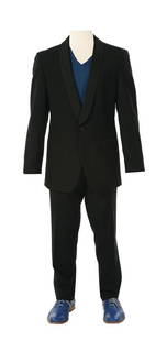 Peeta Train Station Costume: Peeta Train Station Costume from The Hunger Games. Worn by Josh Hutcherson as Peeta as Katniss and Peeta return to District 12. Complete costume consists of a bright blue v-neck t-shirt, a black two-b