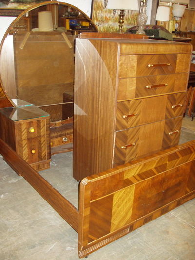 Waterfall 4 Piece Bedroom Set Jun 14 2012 B S Slosberg Inc Auctioneers In Pa