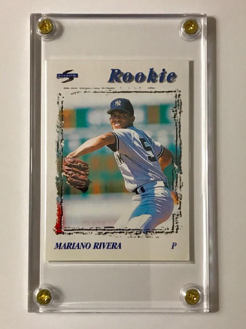 Mint MARIANO RIVERA Rookie Baseball Card: Score Rookie Baseball Card
