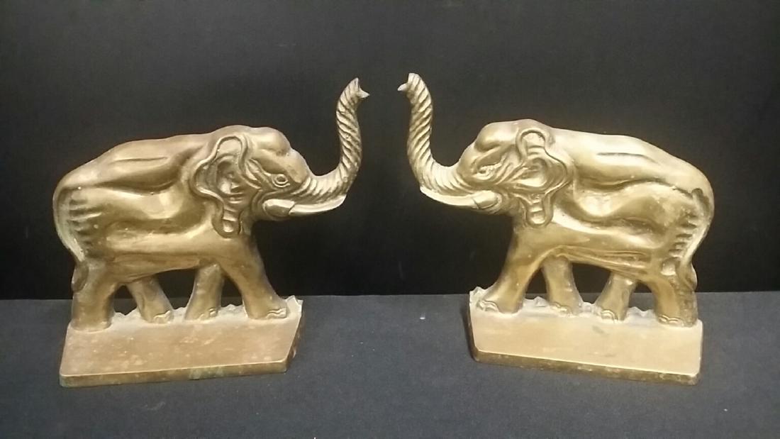 Pair of Vintage Brass Elephant Book Ends: Pair of Vintage Brass Elephant Book Ends