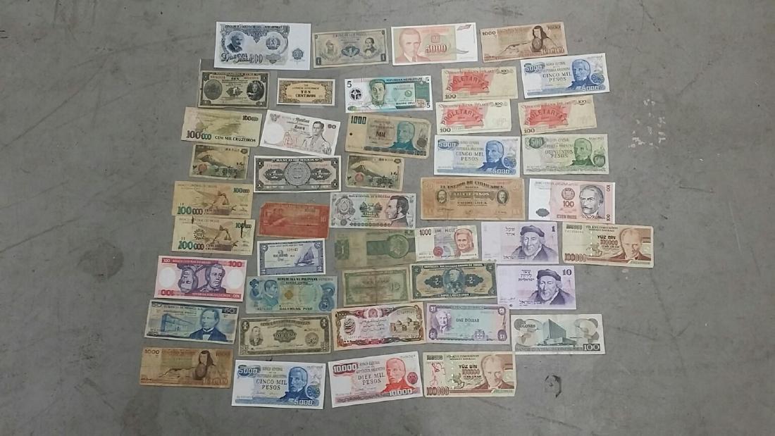 Large Lot of Assorted Foreign Currency / Notes: Large Lot of Assorted Foreign Currency / Notes