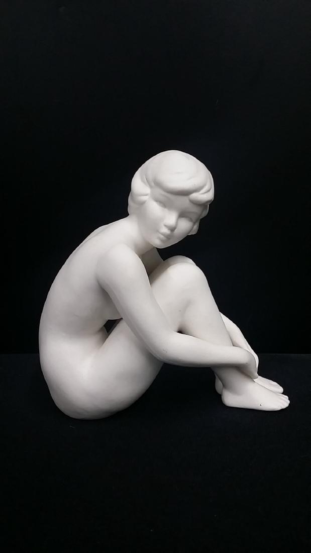 Vintage Goebel White Porcelain Nude Figure: Vintage Goebel White Porcelain Nude Figure