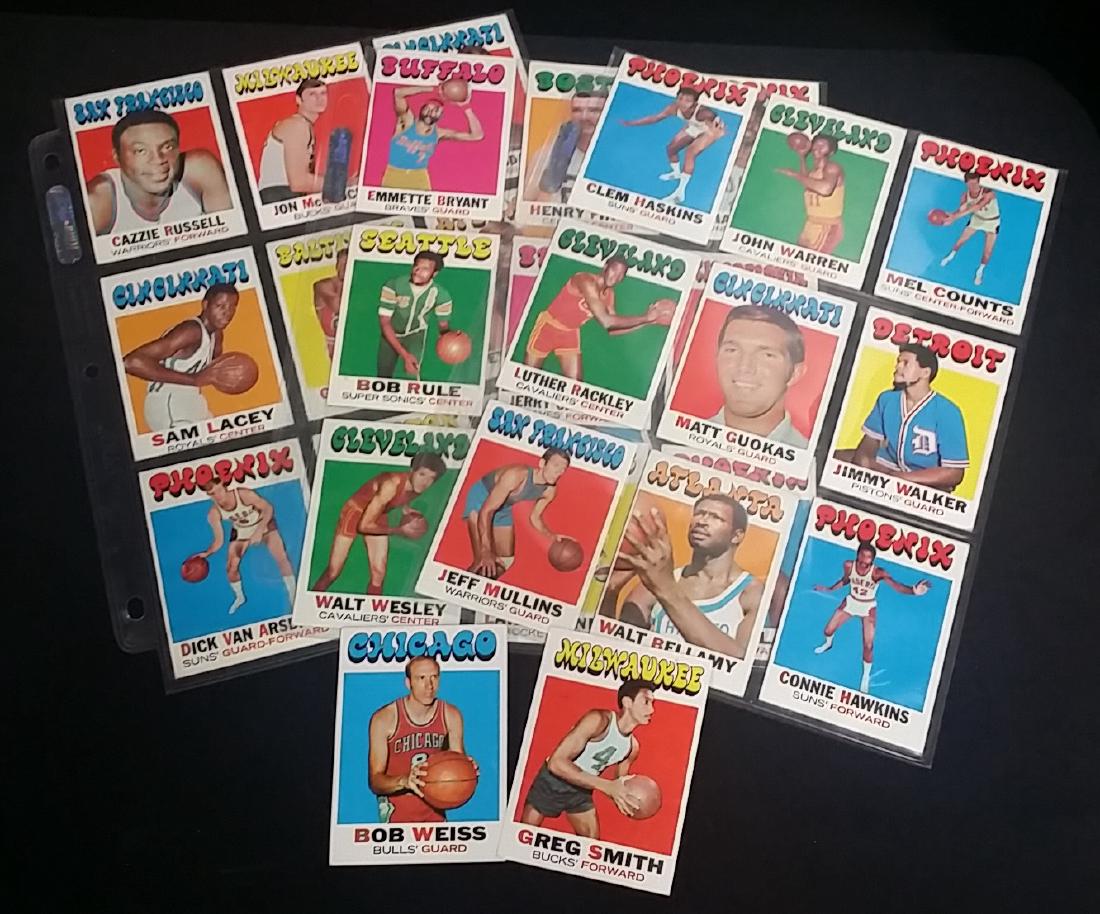 Lot of Vintage Late 1960s Basketball cards: Lot of Vintage Late 1960s Basketball cards