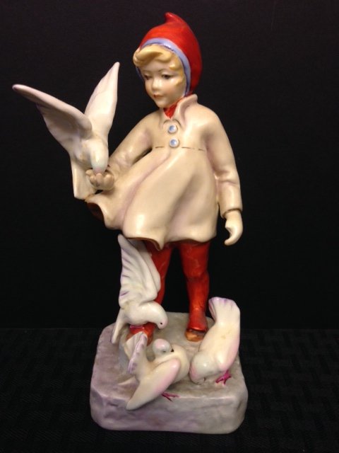 Vtg. Royal Worcester Signed F.G DOUGHTY Figurine: This exact Figurine Just Sold on ebay for $125.00 (Item # 261310583834)
