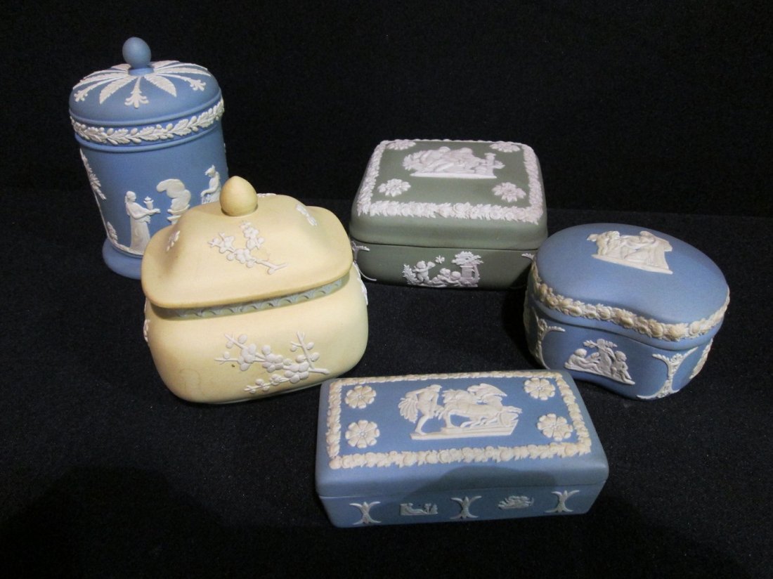 lot of 5 vintage & antique Wegewood Jasperware lidded: no damage, 1891-1906 blue trinket bean box 3"x3"x2", Sage green Icarius Trinket Box 4.42"x4.25"x2", blue rectangular pill box 3.75"x2"x1.5", Primrose Yellow Pagoda box 3.75"x3"x3.5", blue cigarette ja