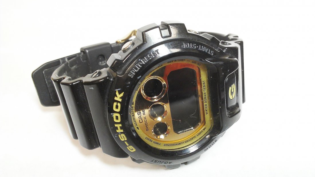 CASIO G SHOCK DW-6900CB: LARGE SIZE CASIO G SHOCK DW-6900CB
