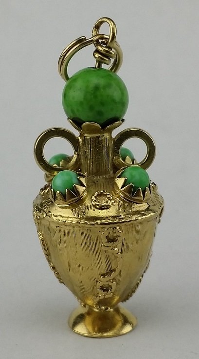 Vintage 18kt Gold And Coral Urn / Amphora Style Pendant: Very Nice Unusual Piece, approx 7 grams