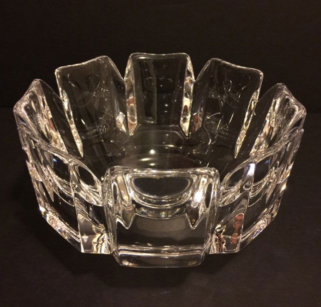 Lg. ORREFORS Crystal Centerpiece by LARS HELLSTEN: Hand Etch Signed - Very Heavy and Flawless