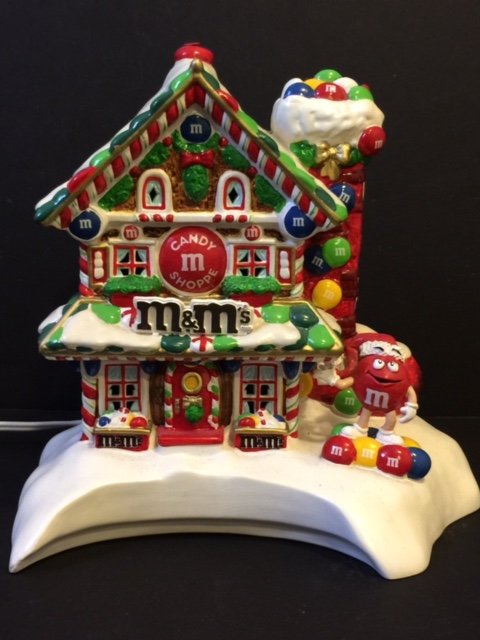 DEPT 56 Porcelain M & M Candy Shoppe Light House: VERY RARE - Perfect Condition