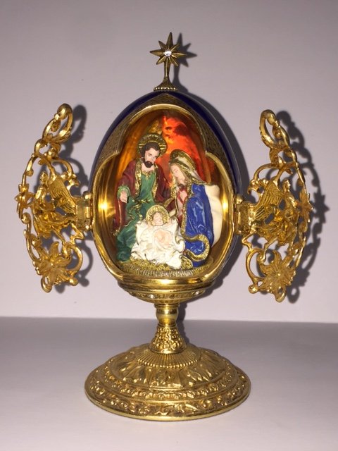 Signed HOUSE of FABERGE Scenic Nativity Egg LARGE: "A KING is BORN" - Breathtaking Gilded Porcelain. The Franklin Mint. MUST SEE ALL PHOTOS