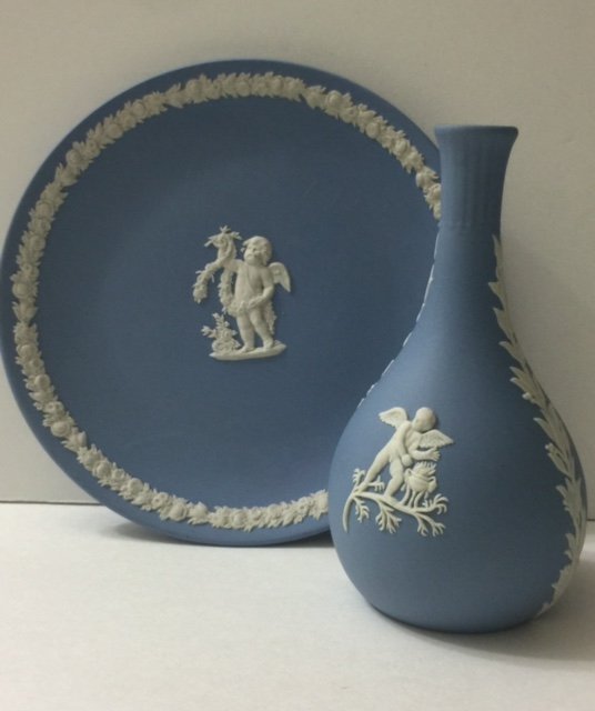 Lot of 2 Vintage WEDGWOOD England Blue Jasperware: Includes Collector's Society Plate and Vase