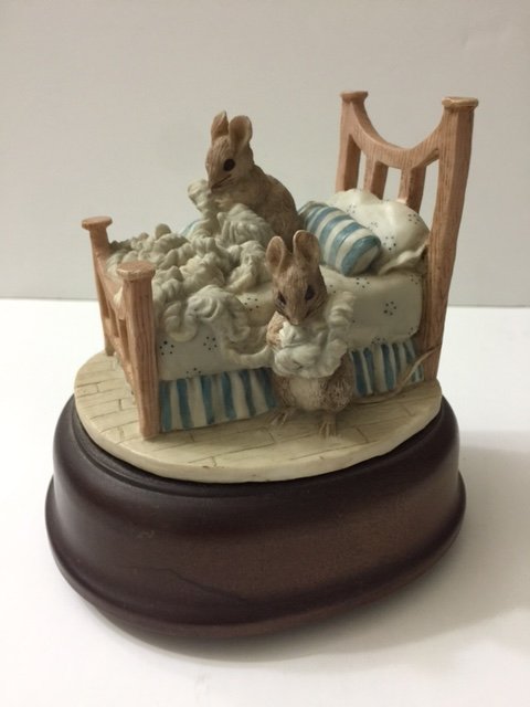 Vintage BEATRIX POTTER Working Figural Music Box: "The Tale of Two Bed Mice" - FLAWLESS Distributed by SCHMID Musical Collectibles