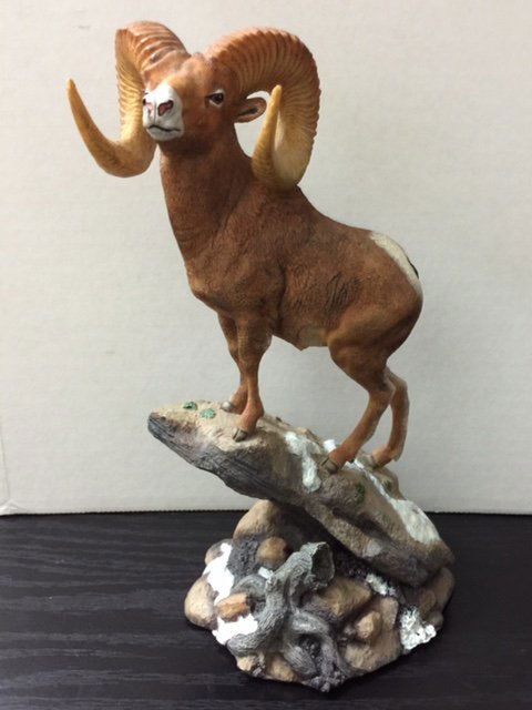Rare "ROCKY MOUNTAIN BIGHORN" by Artist NICK BIBBY: 11" Tall - Very Lifelike Detail - Distributed by DANBURY MINT These are Highly Sought After and Commonly SELL as High as $200 MUST SEE ALL PHOTOS TO APPRECIATE THE QUALITY